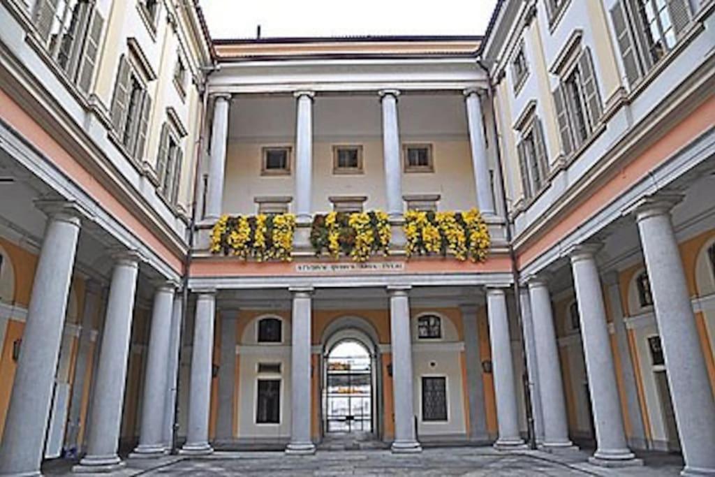 Appartamento Centrale Con Wifi E Posteggio Privato Gratis! Lugano Exterior photo