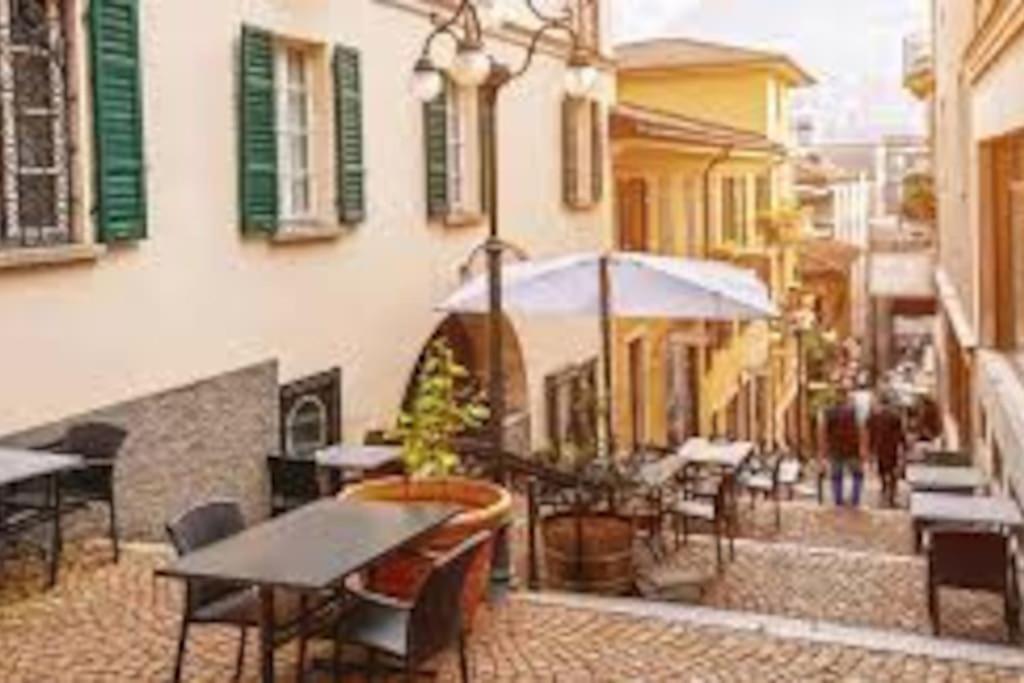 Appartamento Centrale Con Wifi E Posteggio Privato Gratis! Lugano Exterior photo