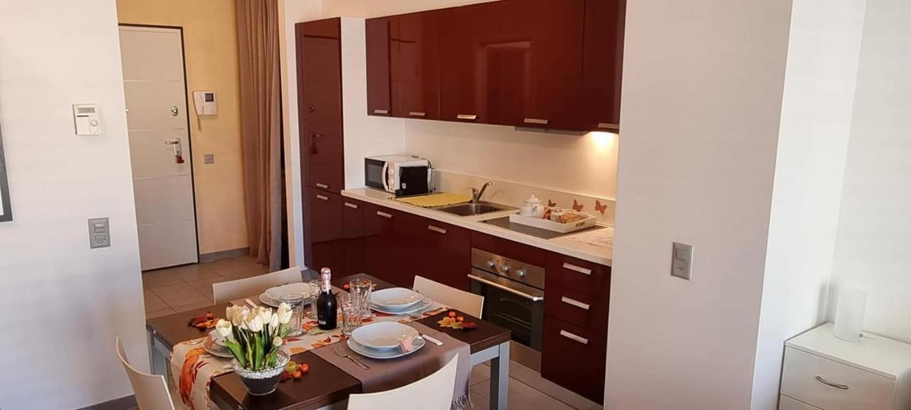 Appartamento Centrale Con Wifi E Posteggio Privato Gratis! Lugano Exterior photo